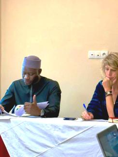 Le Ministre du Travail de l'Emploi et des Relations avec les Institutions, M. Abass FALL, à la cérémonie d'ouverture des négociations